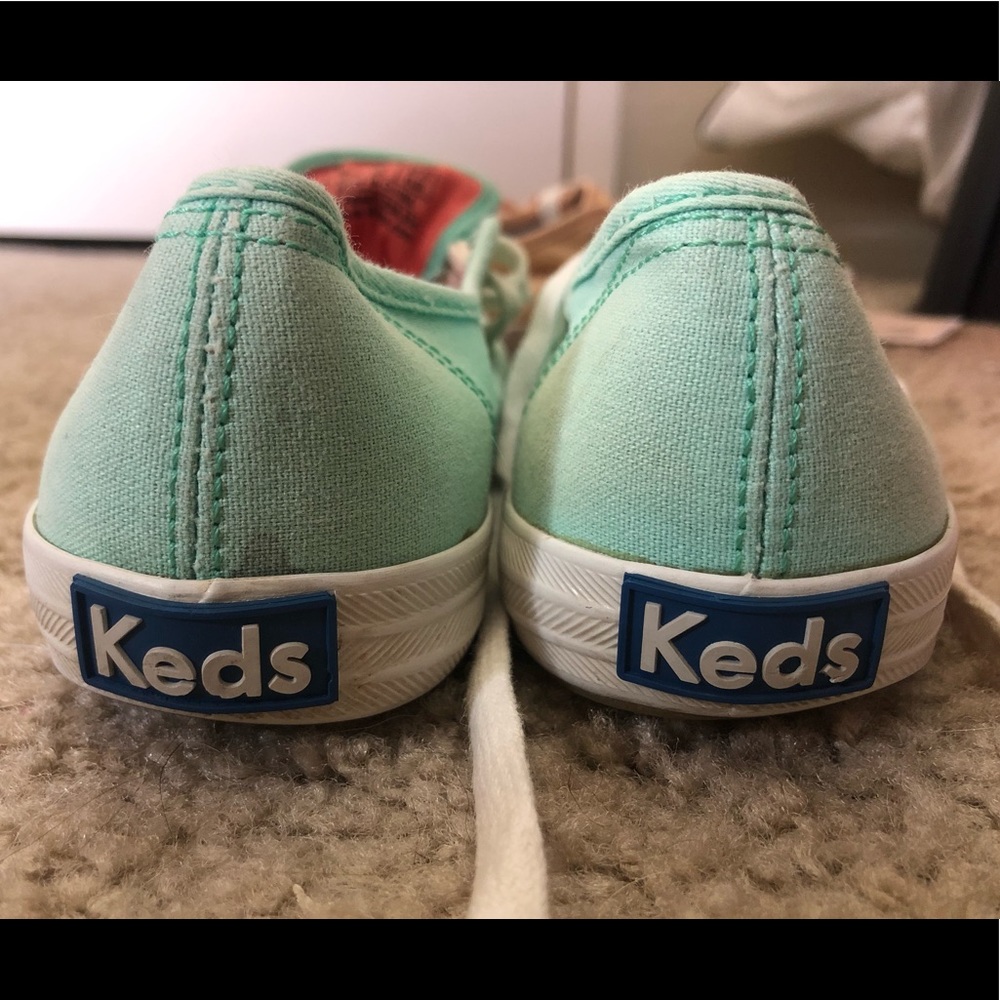 Women's keds size 7.5 canvas in Sea foam/mint